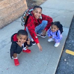 Meet your Posher, Reggie